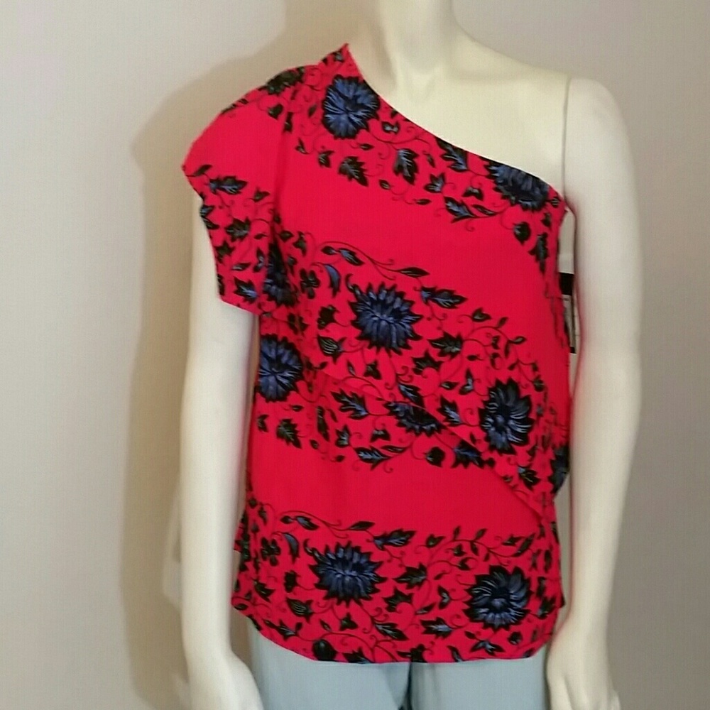 Ella  moss  top